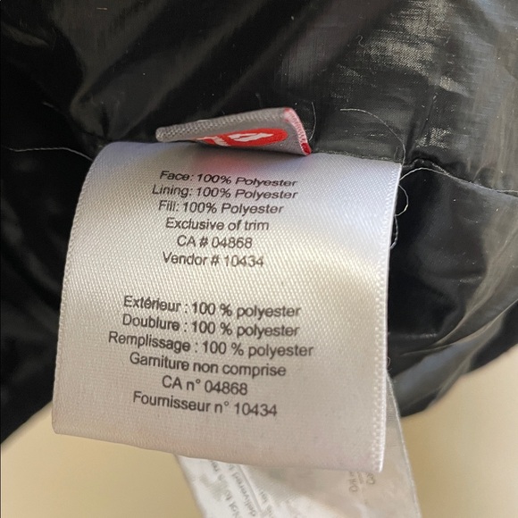 MEC - Classic Outdoor Hiking Lightweight Vest - Black - M - Picture 5 of 9